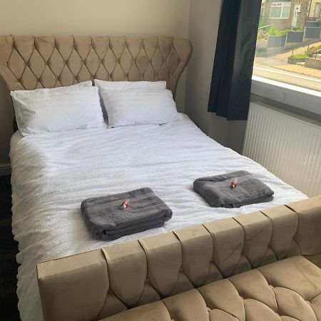 Modern 3 Bedroom Luxury Home With Private Drive Idle Eksteriør bilde